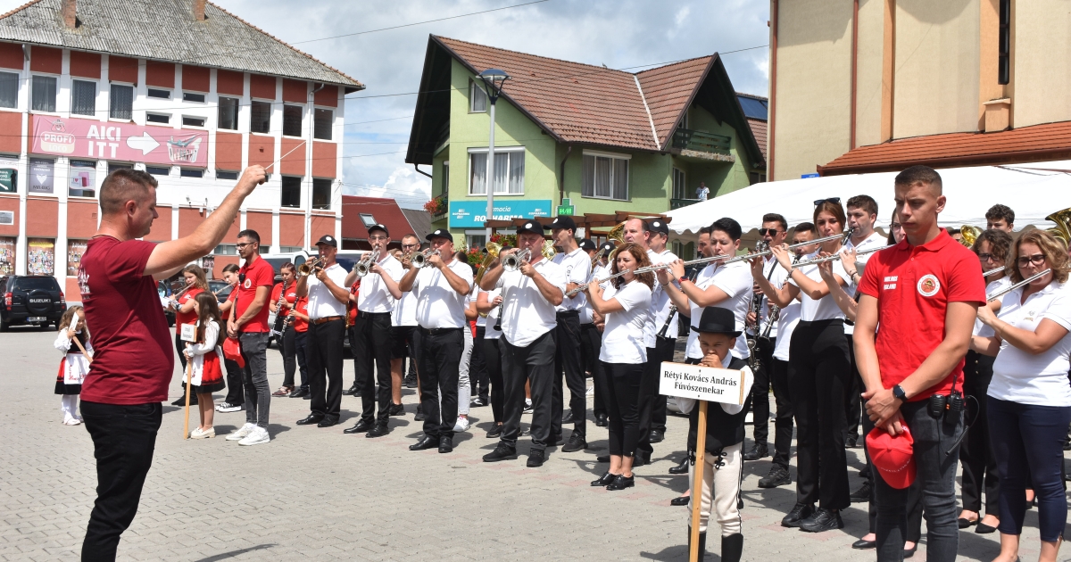 A zene szeretete az összekötő kapocs